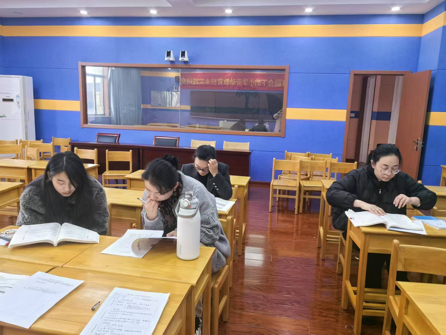 【正学丁三•教学】凝心聚力有“备”而来，蓄力前行促进成长——英语组集体备课活动报道_html_144018b1.jpg