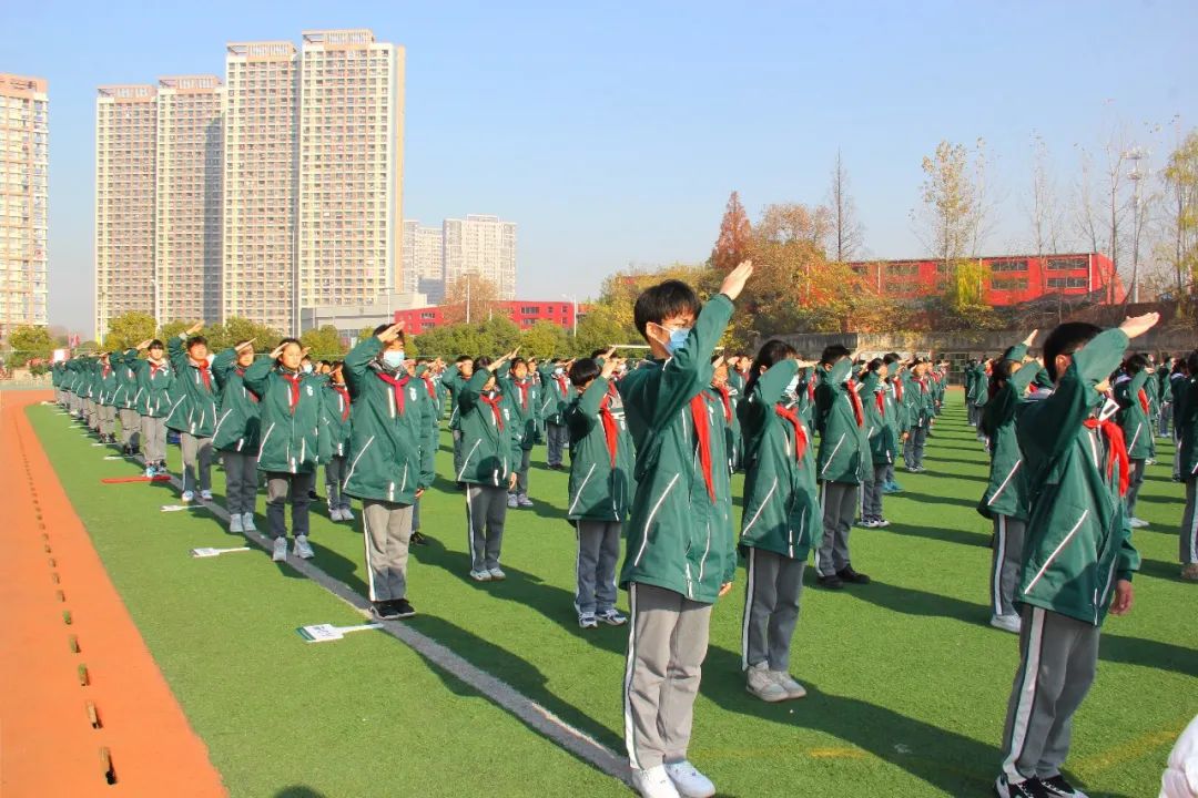 新建 DOCX 文档 (2)_html_382de0b6.jpg