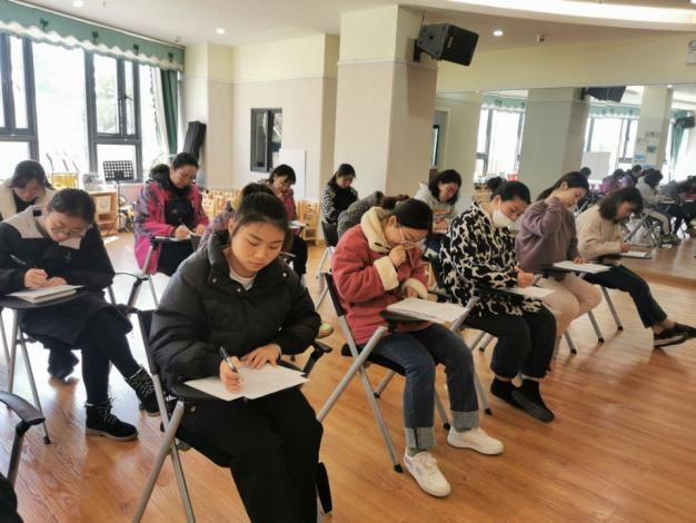 共读新闻稿（马凤娟）_html_61c0e056.jpg