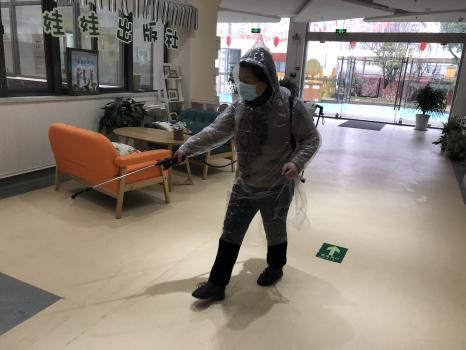2022.2.12开学前卫生打扫、消毒工作小记_html_7da40919.jpg
