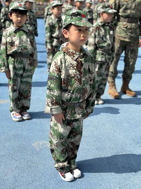 童心向军梦，磨砺共成长（2024.4.27赵华）_html_6c5ddc0b.jpg