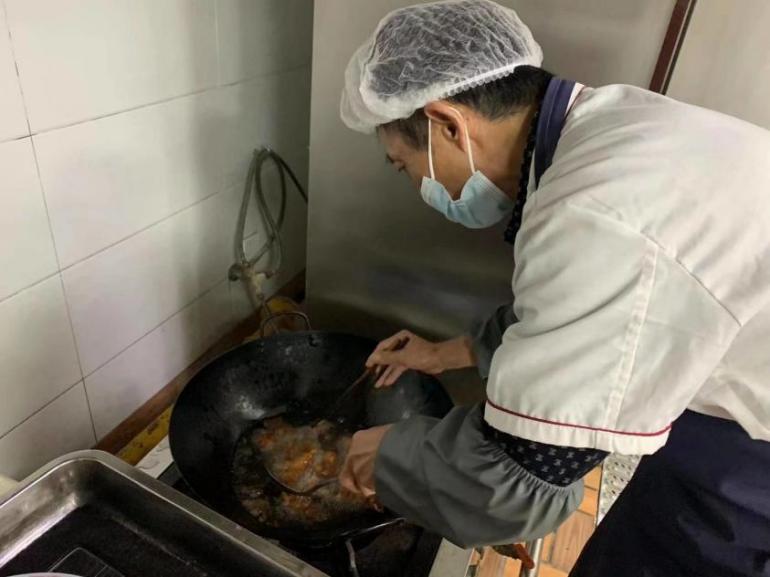 我的拿手菜比赛报道21.12.3_html_m73dd9371.jpg