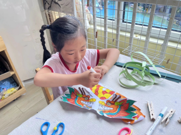 【生命迈幼·校园新闻】“香”约端午，“粽”享童趣--迈幼一园端午节系列活动(1)_html_5a453a70.png