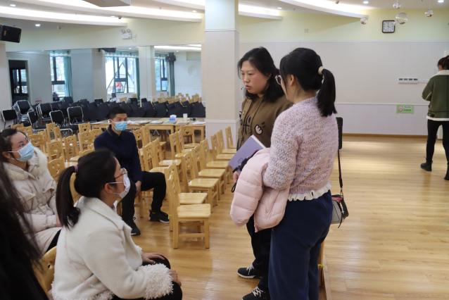 家长学校报道_html_m23ce8e23.jpg