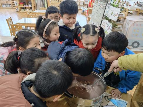 1月腊八节活动新闻1_html_m62d63aad.jpg