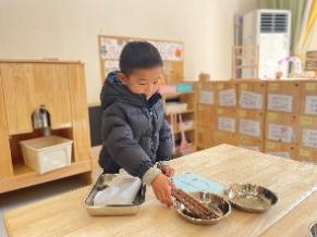 20241231【生活燕幼·园区动态】燕鸣苑分园：“寻年记，集五福”——庆祝元旦系列活动_html_m69a3e900.jpg