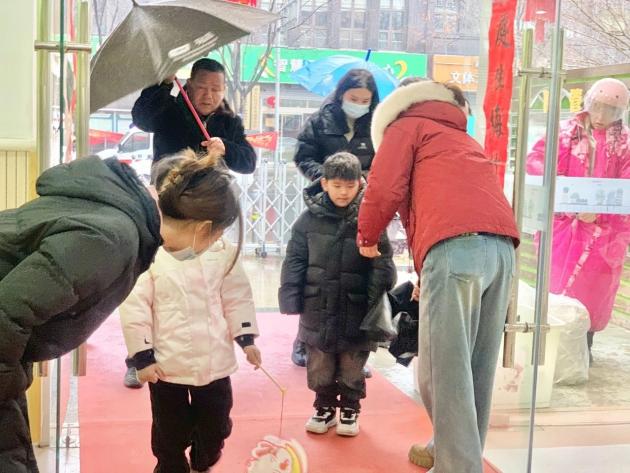 20240222【生活燕幼&middot;园区动态】下庙分园：“万象启新，迎接开学”——开学第一天_html_m779fa544.jpg