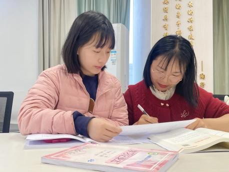20240403【生活燕幼·园区动态】聚焦审议 共促成长——主题课程审议教研_html_m576d589d.jpg