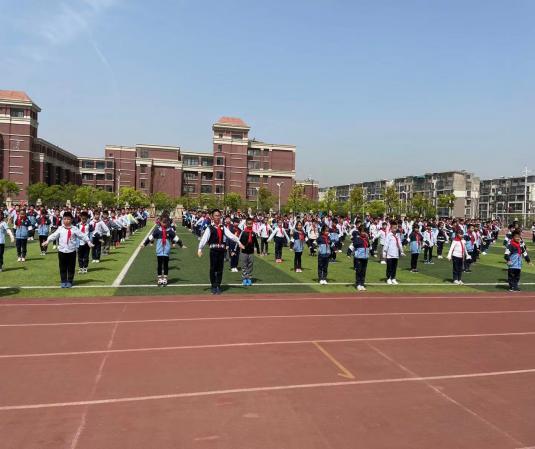 20210508新城园区大班参观小学活动(1)_html_m6118b48.jpg