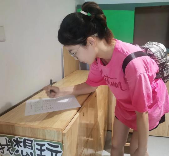 2023.8.30小班新生适应活动_html_1226c8cd.jpg