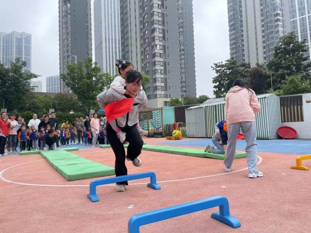 20240429小班亲子运动会_html_m37d25e2b.jpg