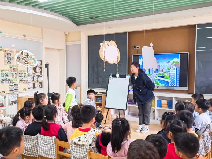 20220502新城语言组教学_html_m24c7851.jpg