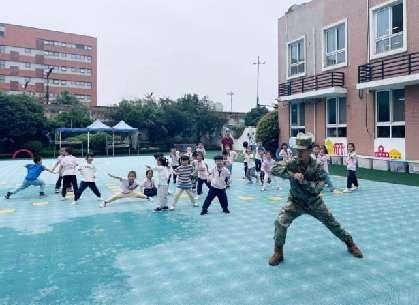 2023.09.28中心园“月圆印中秋 童心印国庆——双节活动_html_m3d330477.jpg