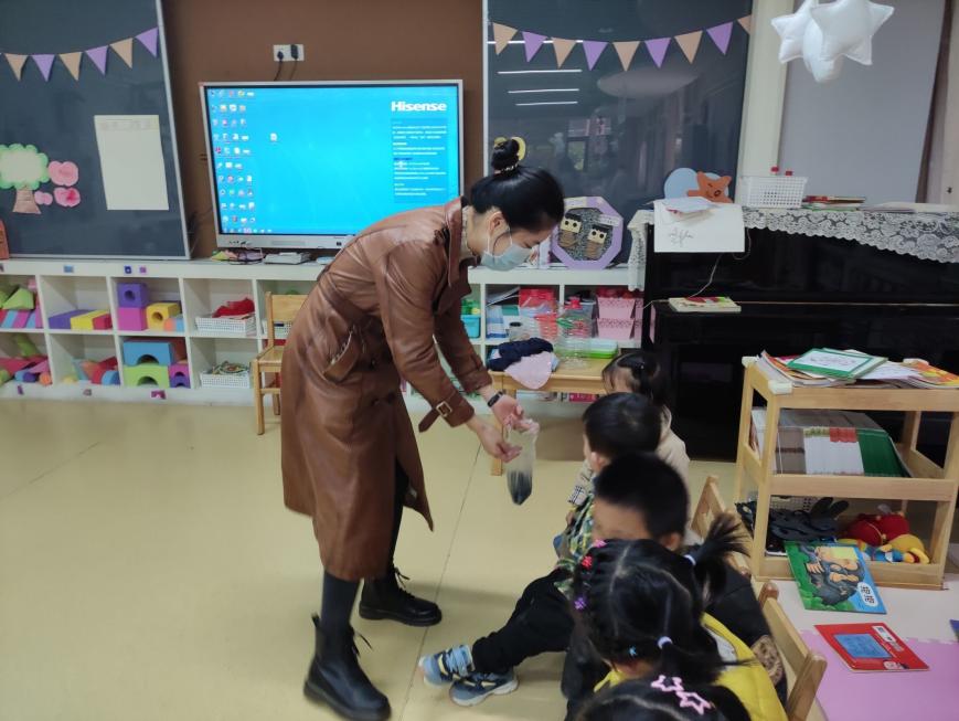 20211126  新城小班种植团活动(2)(1)_html_m6ef35e2f.jpg