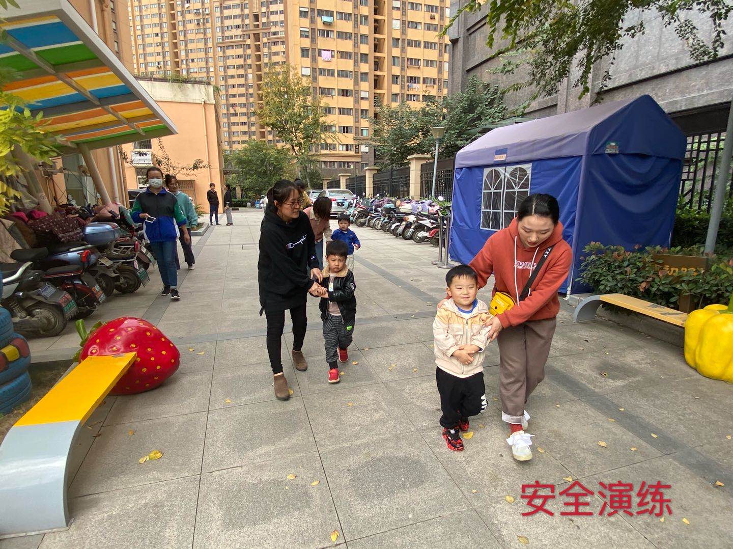 安全第一111111111111111_html_m1e5f2e85.jpg
