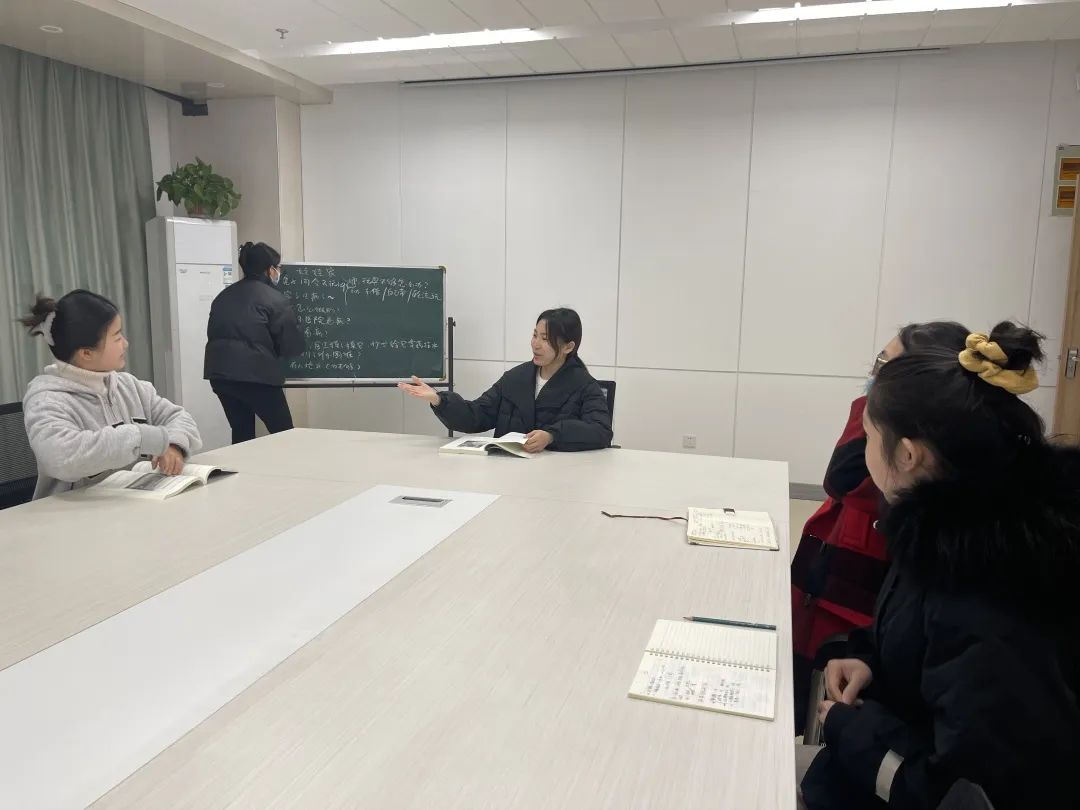 20230213【生活燕幼&middot;园区动态】燕鸣苑分园：活游戏 乐分享——幼儿自主游戏分享交流策略研讨_html_m27f0ddf1.jpg