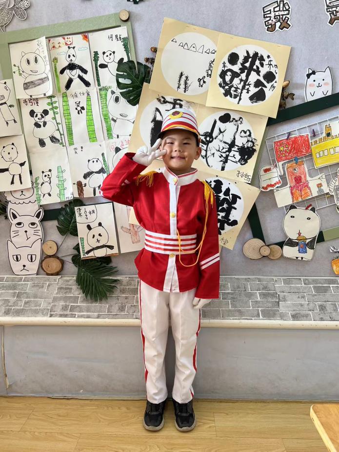 20231030【生活燕幼&middot;园区动态】下庙分园：“小仪式，大情怀”——大三班升旗仪式_html_24cfc524.jpg