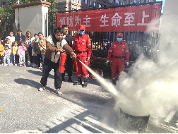 20231107【生活燕幼·安全第一】消防在“童”心，安全护“童”行——消防专项培训演练_html_9bd736d.png