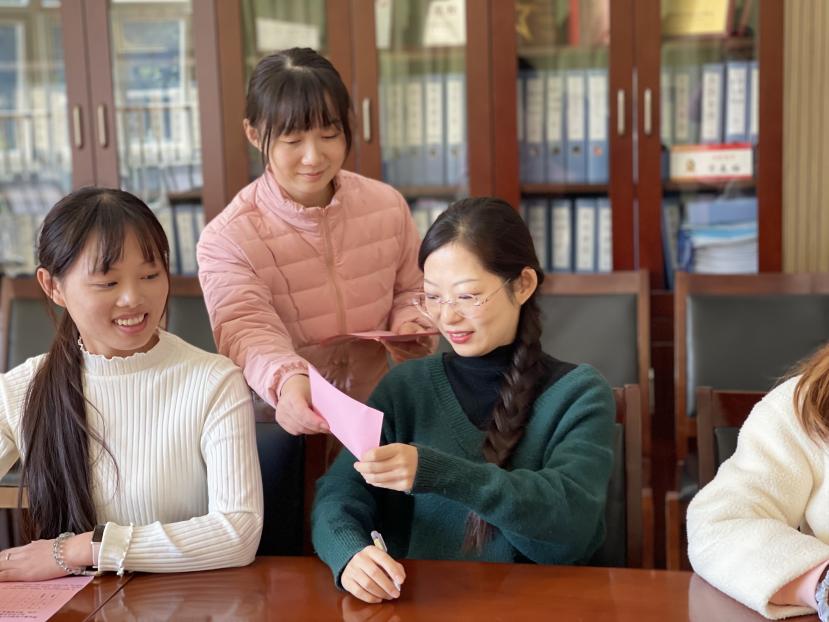 【生活燕幼&middot;园区动态】下庙分园：燕子矶幼儿园童心联盟妇女联合会第一届执行委员会_html_250ceaa7.jpg