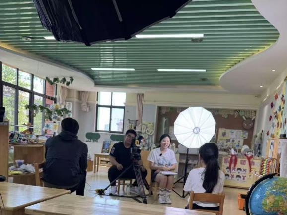 20250625 【生活燕幼·年级组动态】新城分园：家长“趣”课堂 携手“筑”成长】_html_m3b1f1e44.jpg