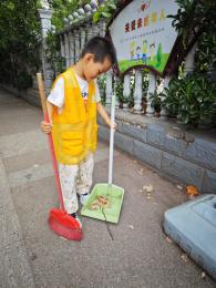 20250528【生活燕幼】“以爱驱碍，让爱启航”——燕子矶幼儿园助残月活动_html_mc8d1b33.jpg