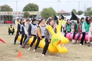 “赴一场春天的约会”——燕子矶幼儿园教职工工会活动555_html_m48d297b7.jpg