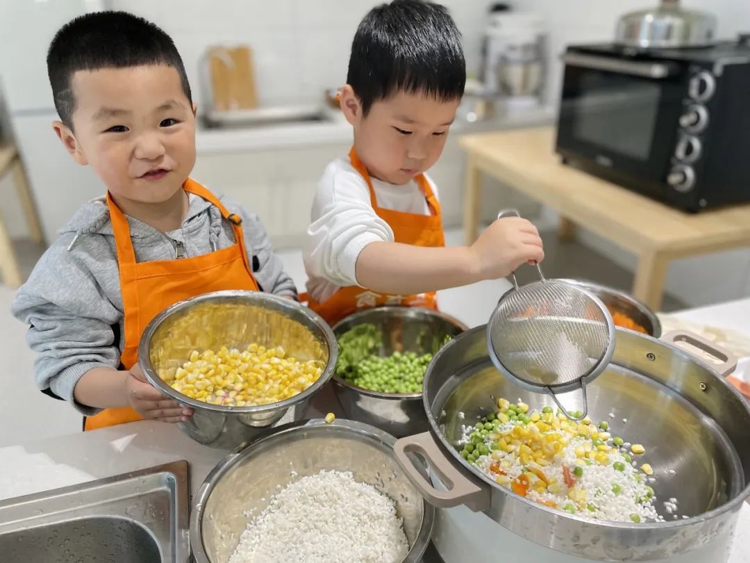 20230507【生活燕幼·园区动态】燕鸣苑分园：时至立夏 万物繁茂——舌尖上的节气之立夏_html_m41e7b77b.jpg