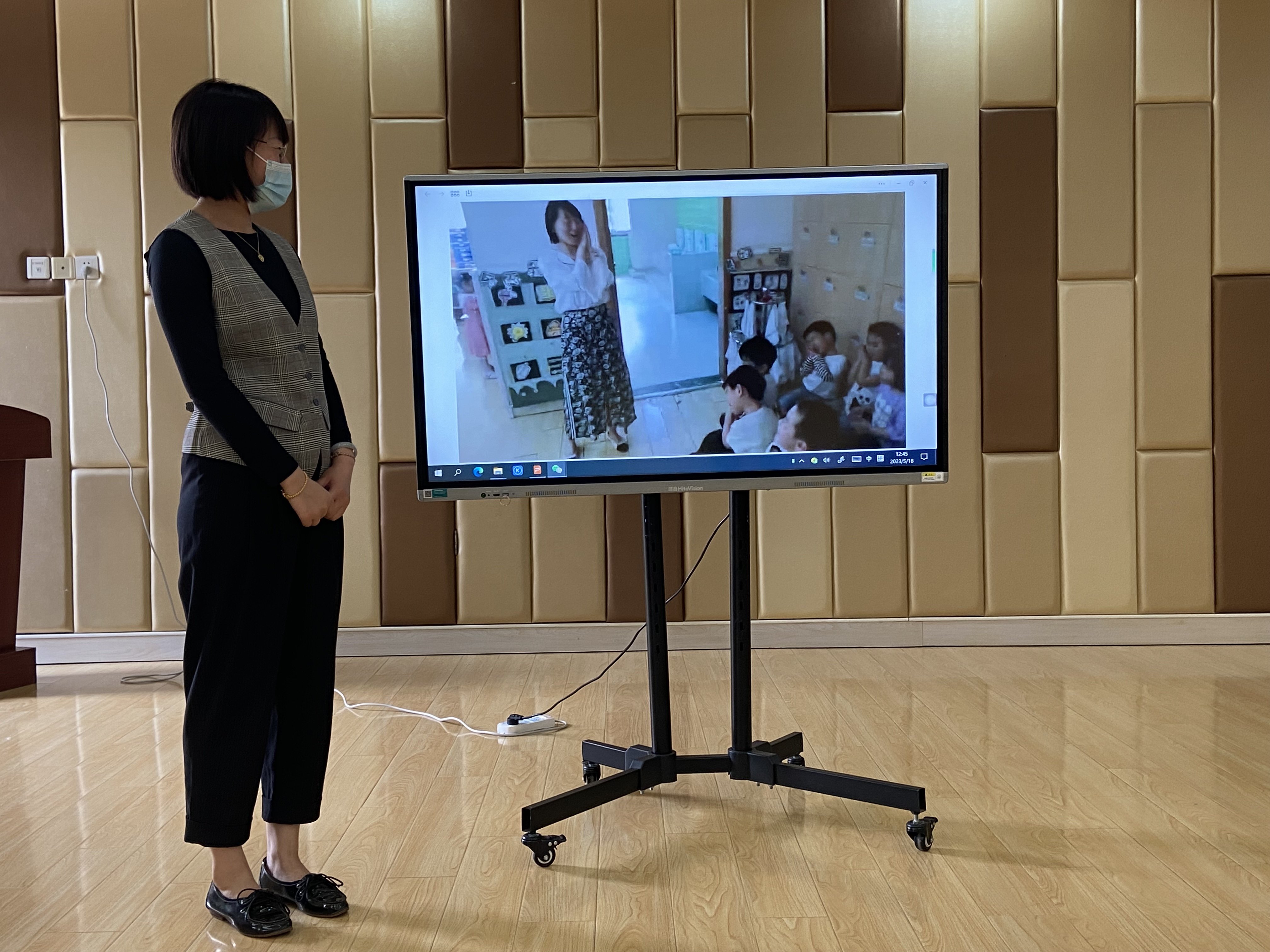 20230518 【生活燕幼·教研组动态】下庙分园：“律动游戏在过渡环节中的运用”——音乐组教研活动_html_m2f38b0de.jpg
