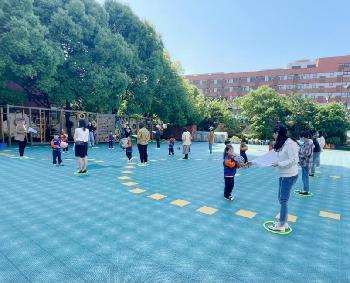20230509【生活燕幼·园区动态】燕幼中心园：“拥抱春日 悦动成长”—班级早操评比暨体育技能比赛活动_html_137d50d2.jpg