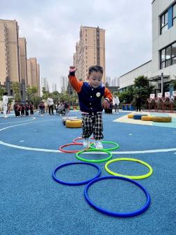20230428 【生活燕幼·园区动态】燕鸣苑分园：我健康 我运动 我快乐——小班春季运动会活动_html_m30d0f83f.jpg