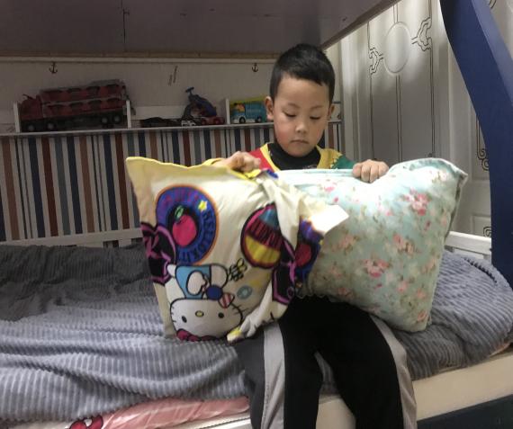 20240219【生活燕幼·园区动态】新城分园：“新年齐动手，劳动乐无穷”——寒假日常生活劳动实践活动_html_602a485e.jpg