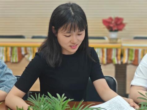 绘本润心田，教研促成长—仙实幼语言教研组活动_html_476aab0c.jpg