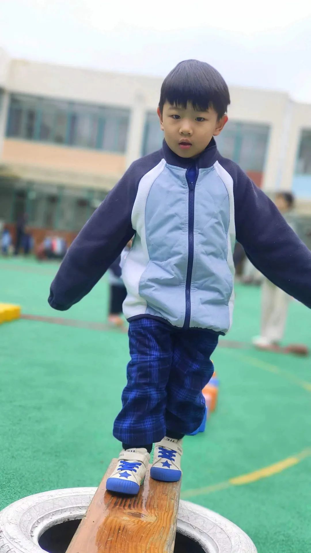 临时_html_241b7869.jpg