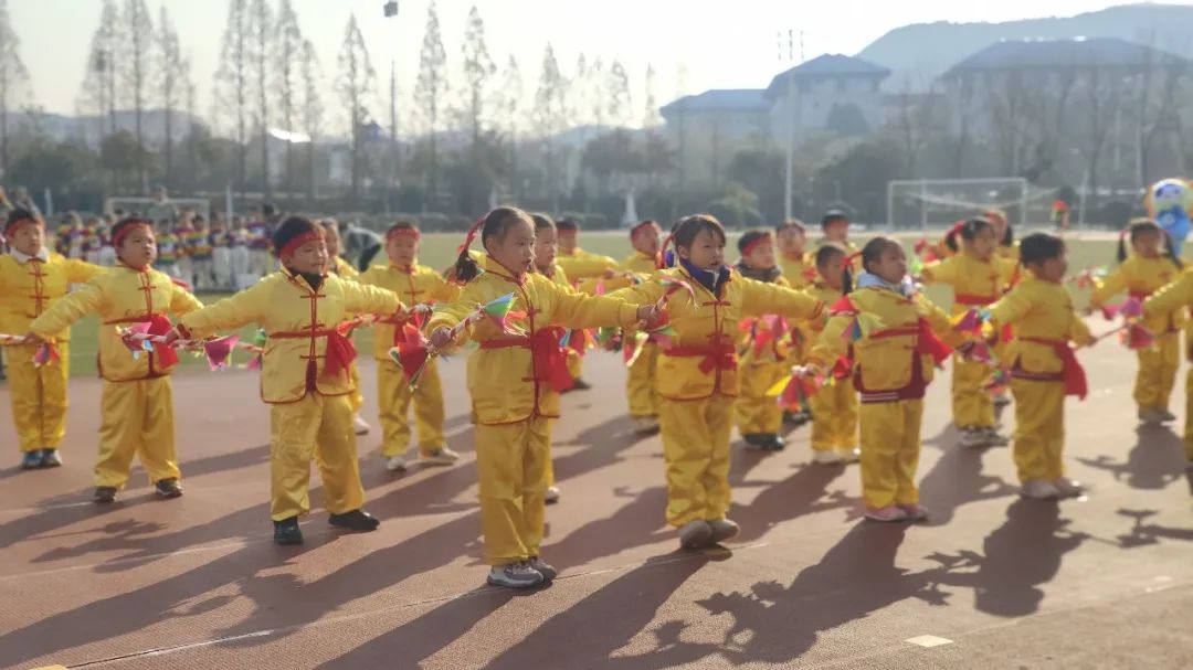 临时_html_61b2e774.jpg