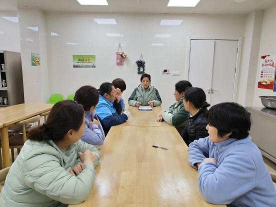 临时_html_57e98f72.png