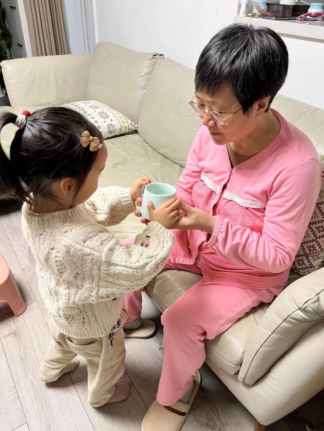 临时_html_74d73369.jpg