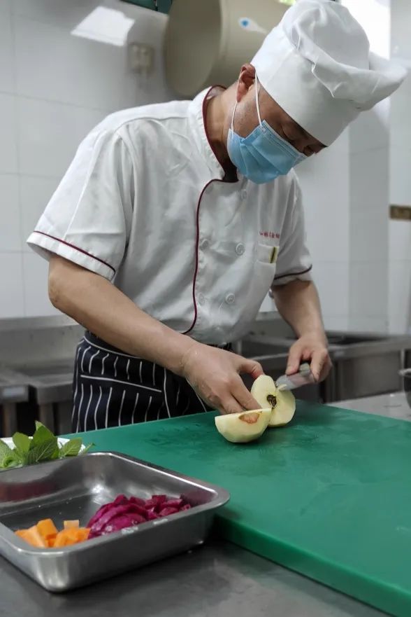 临时_html_451dc67a.jpg