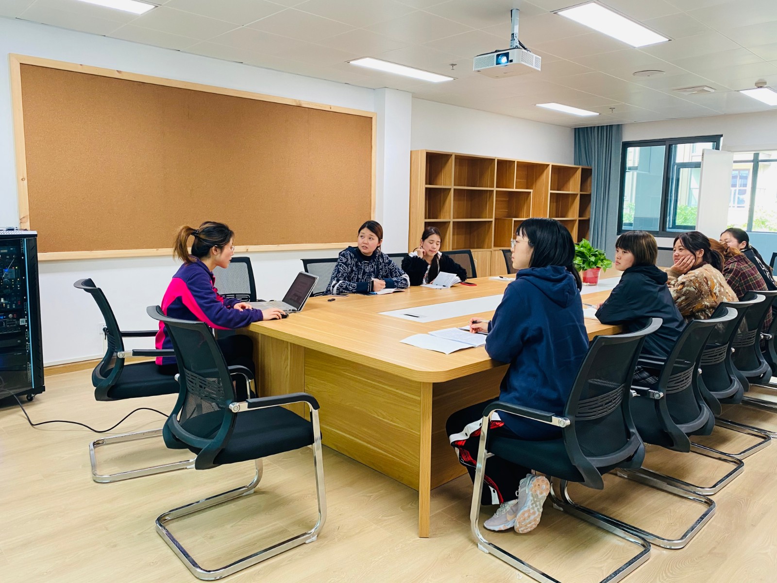 光启路微课培训IMG_5987.JPG 光启路微课培训IMG_5987.JPG