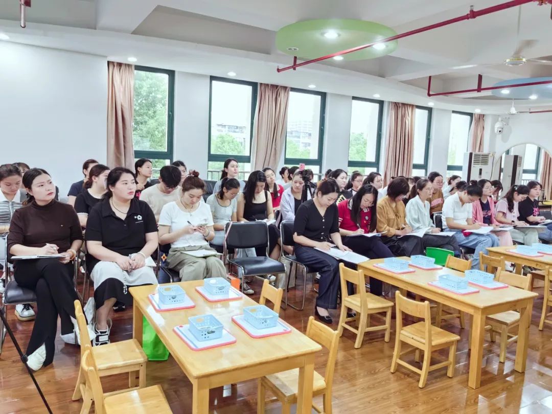 临时_html_71033199.jpg