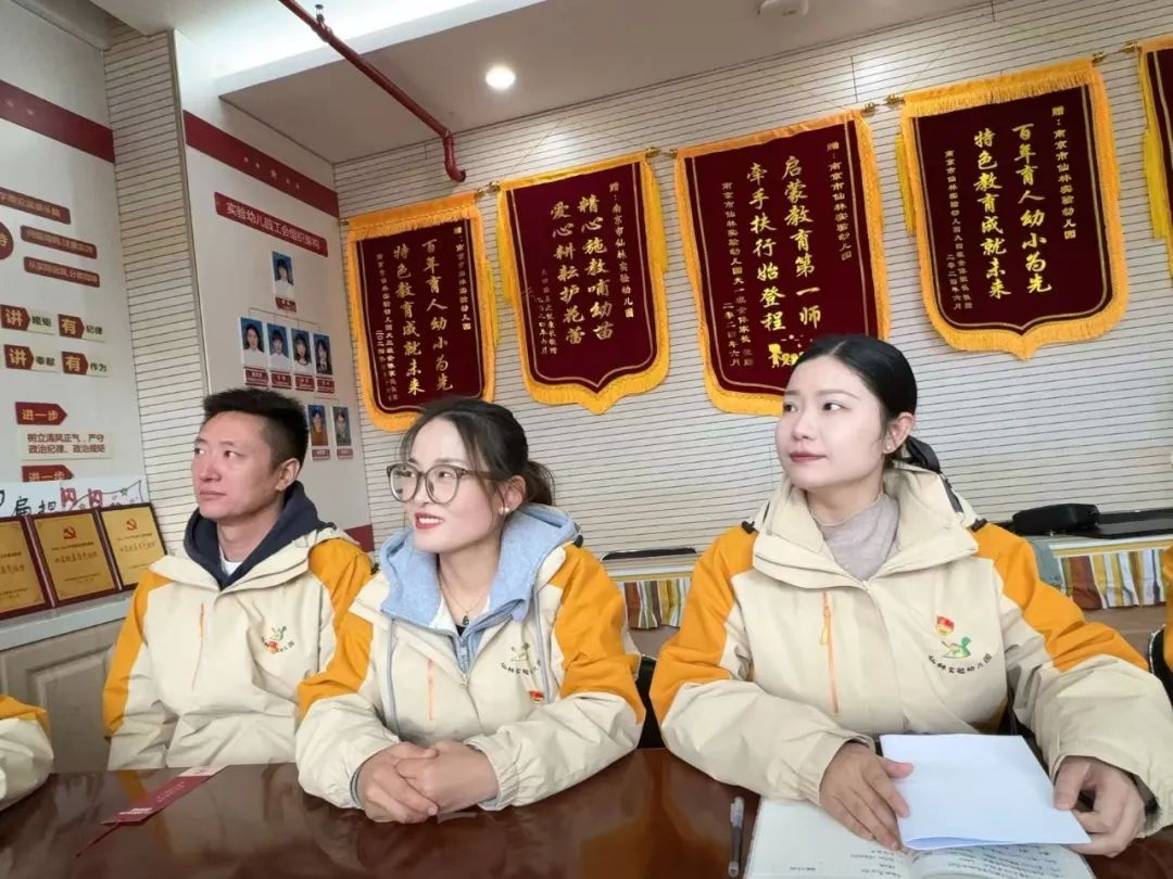 临时_html_6bf92586.jpg