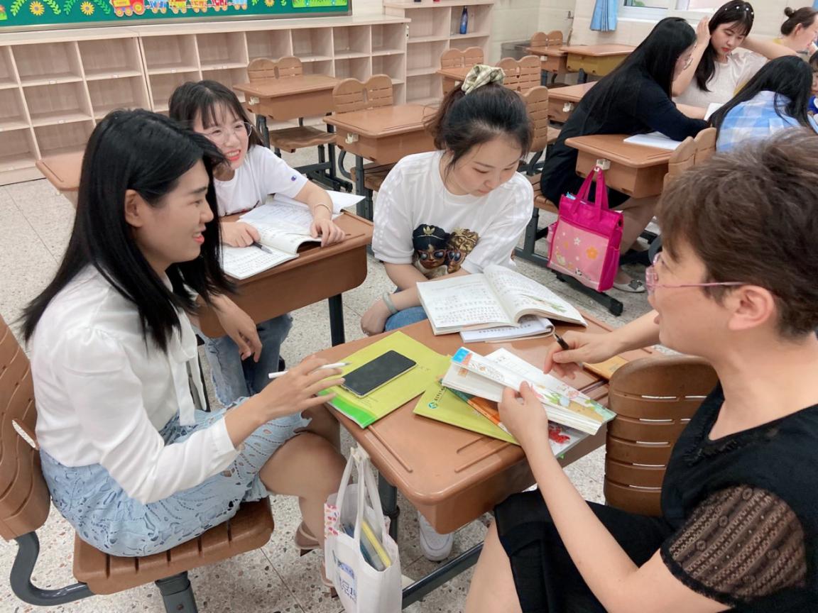 备课新闻稿_html_2811dcaa.jpg