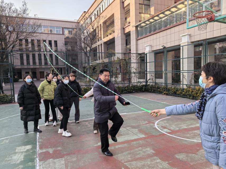 【大爱青秀·德育】全员导师|欢乐竞技，凝聚师心  ——记1月全员关爱导师活动