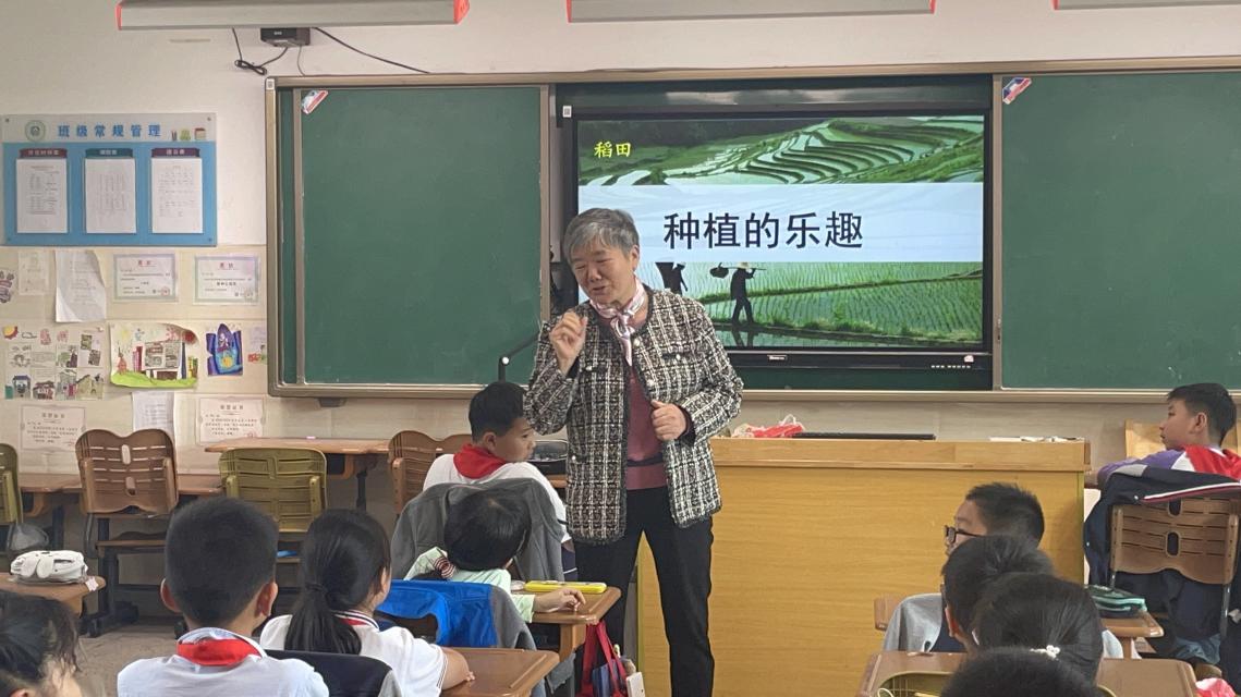 2024.5.10-王雅萱-青小宝藏家长进校园活动(1)_html_m348be8c5.jpg