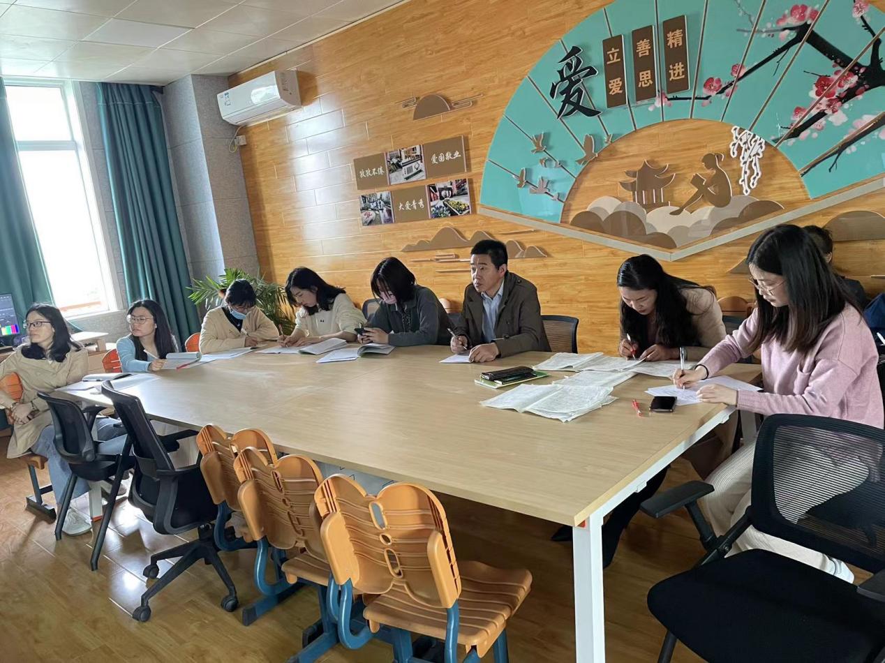 【大爱青秀】共研共成长—青秀城小学校本研修活动