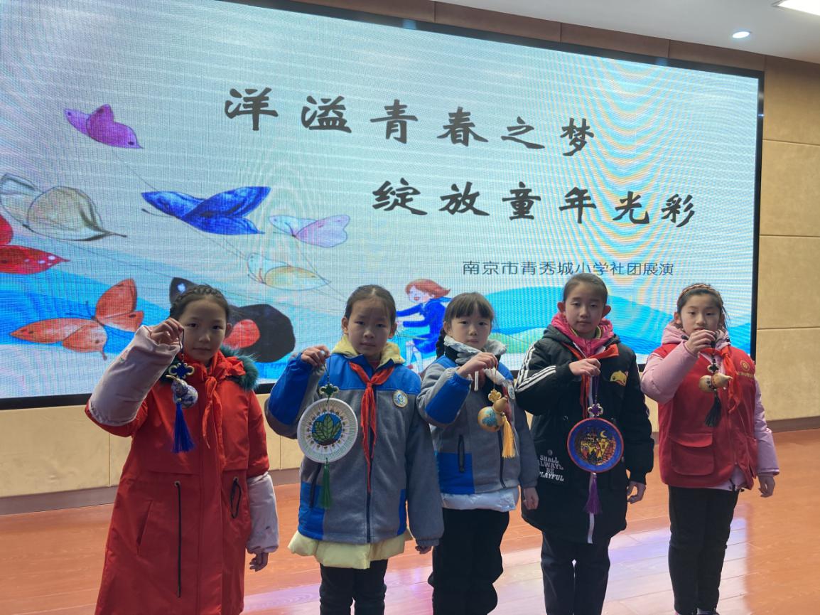 洋溢青春之梦，绽放童年光彩_html_60b65d34.jpg