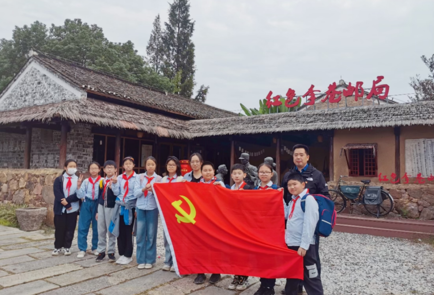 2023.10.30-陈梦琦-【大爱青秀·德育】童伴导师  思政润心灵  做好引路人----记南京市青秀城小学10月全员导师活动_html_422cf177.png