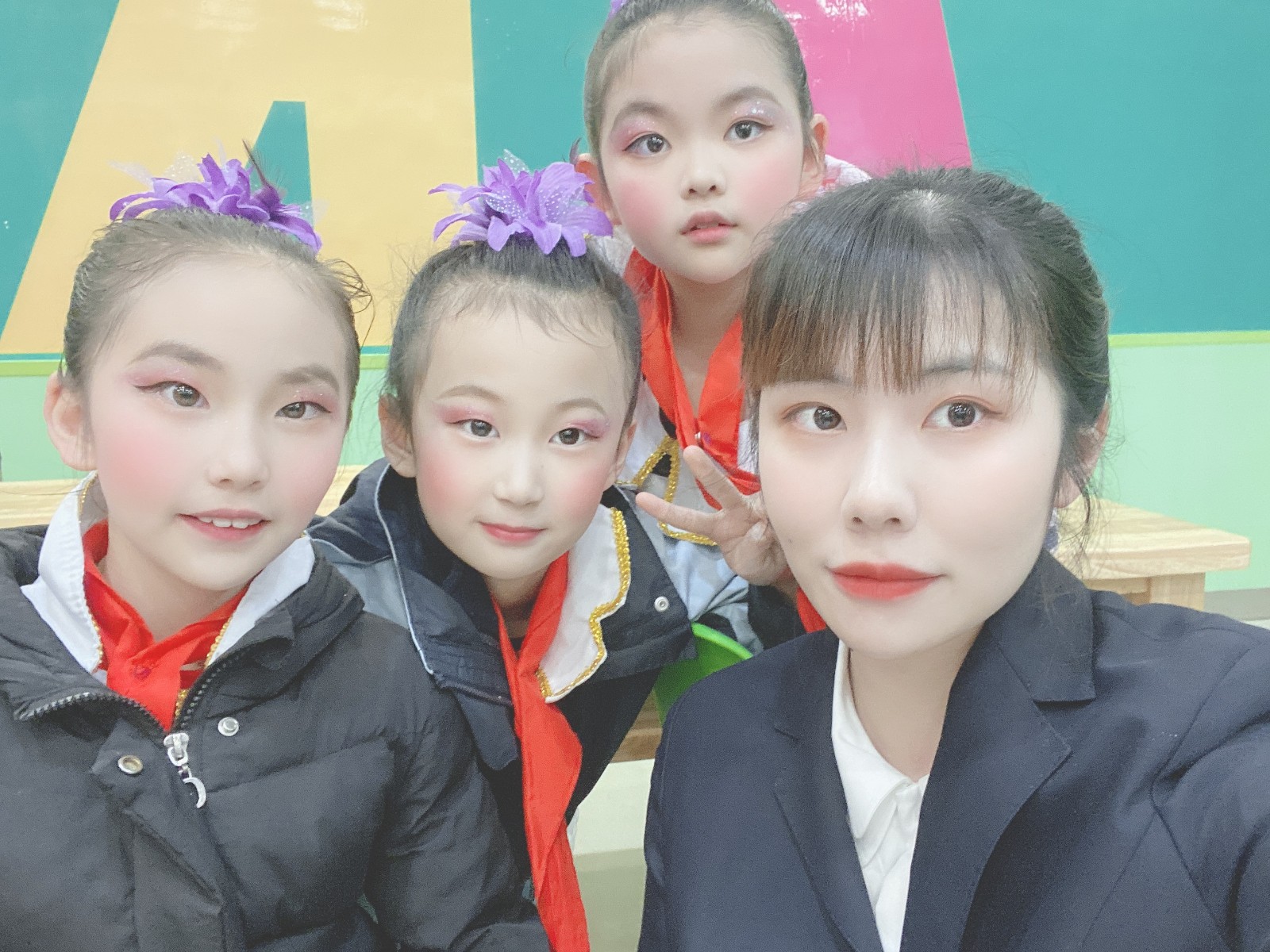 高舒眉.jpg