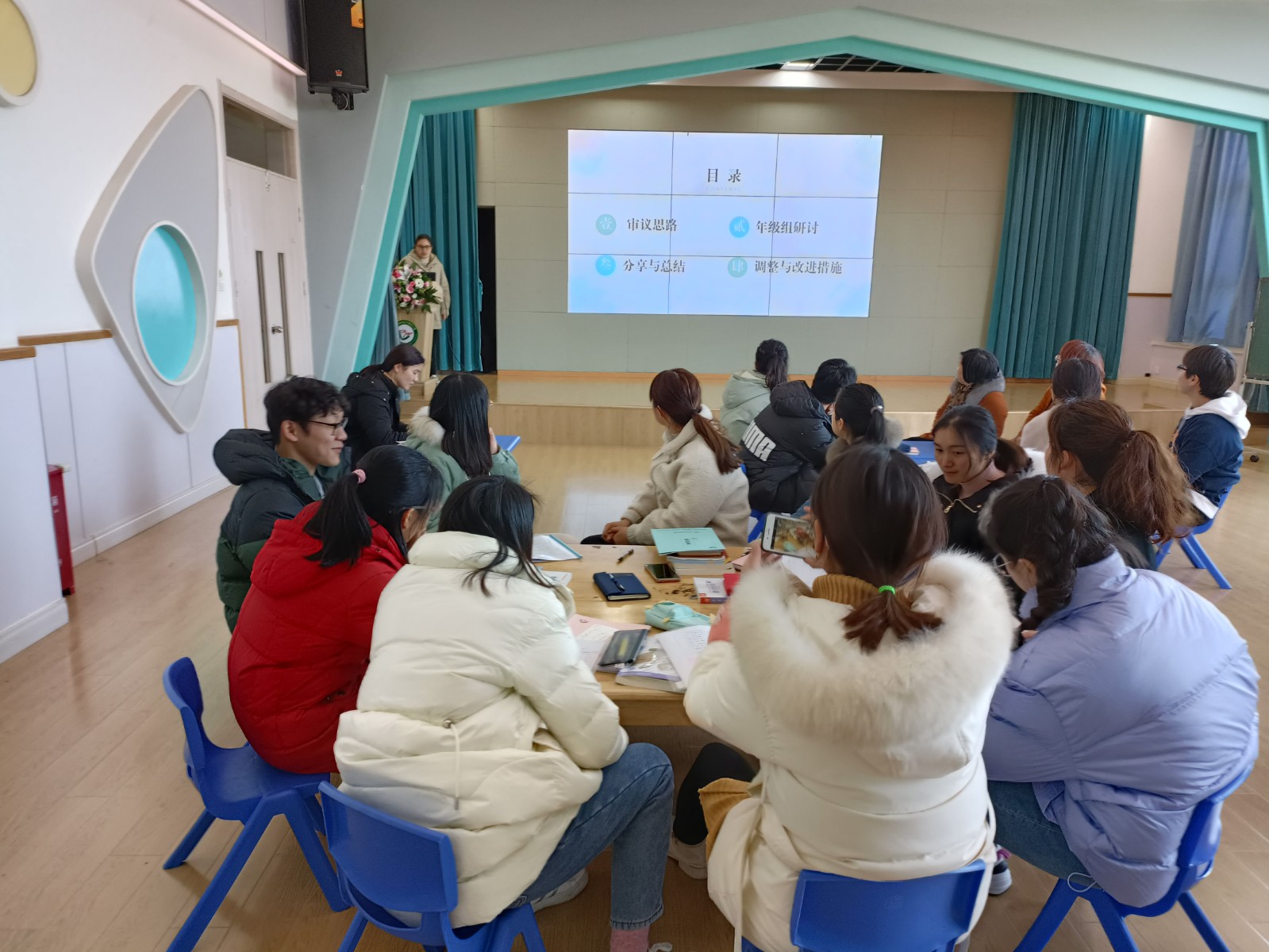 【乐活龙幼】审议始于思，课程始于行 ——龙潭幼儿园龙岸二园第二周课程审议活动