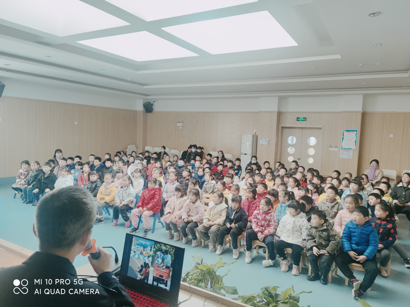 【安全第一】协同助力，关爱成长 ——记龙潭幼儿园龙岸分园法制进校园活动