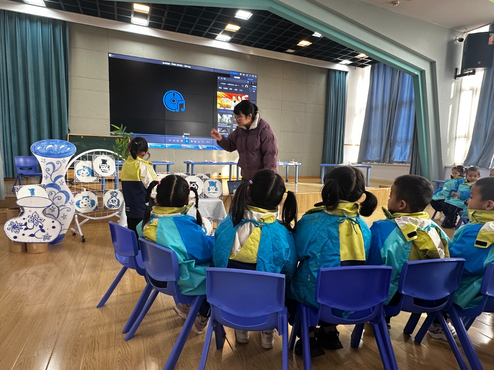 【乐活龙幼】弘扬传统文化 ，感受艺术魅力——记栖霞区美术领域教研组教研活动